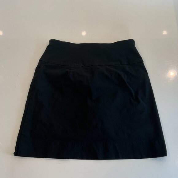 S .C. & CO., Skort in Black Size S/P, with Tummy control - Picture 2 of 4